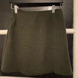 Aritzia Wilfred A-Line Skirt in Forest Green